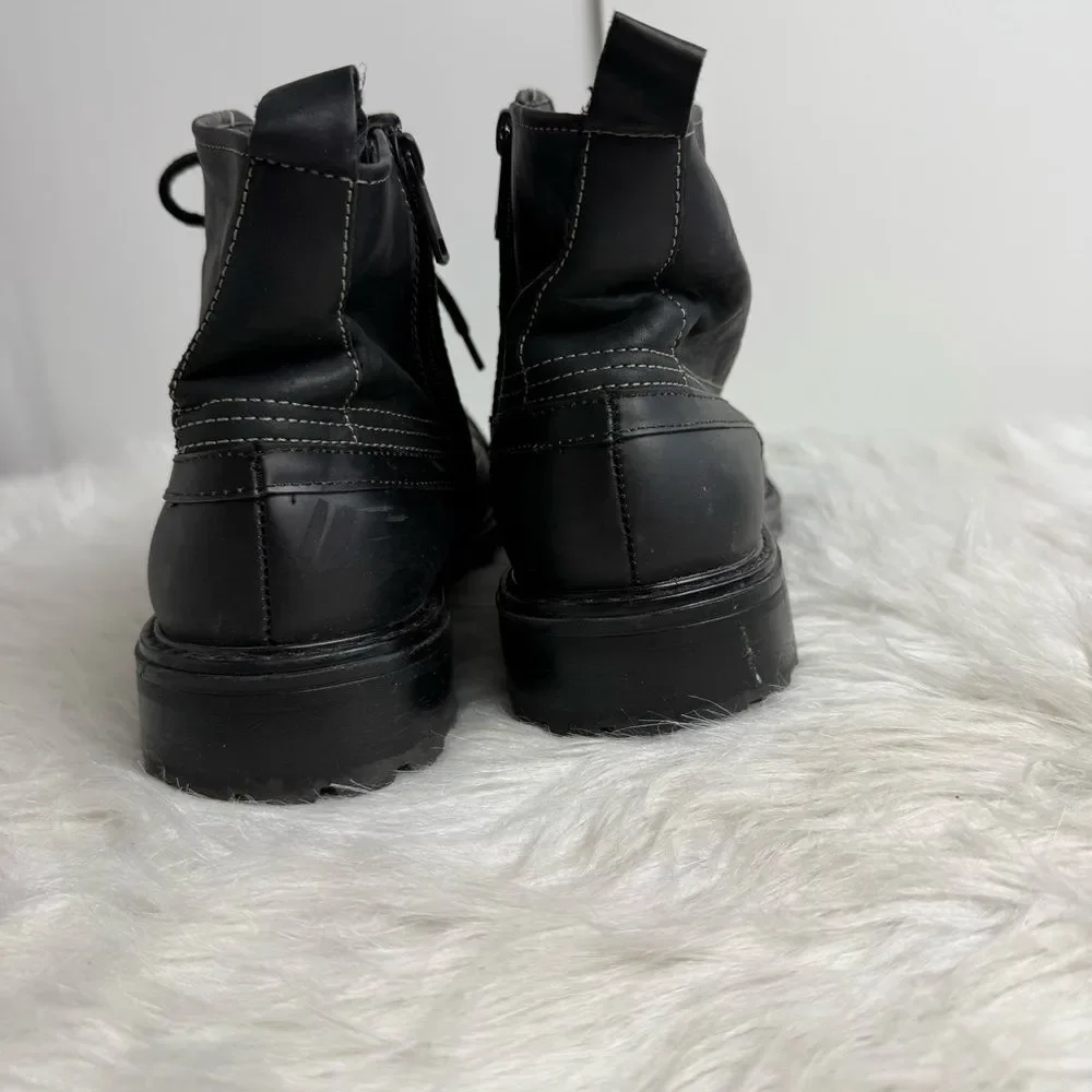 Steve Madden Slingg  Boots Water‎ Resistant Black